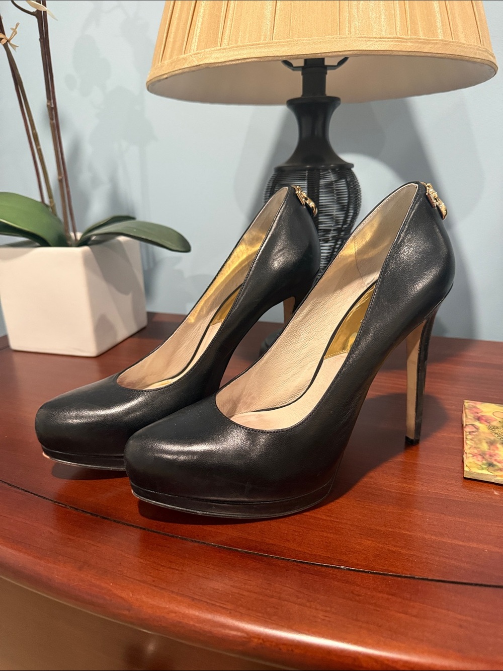 Michael Kors Classic Black Leather High Heel Pumps - Women's Dress Shoes